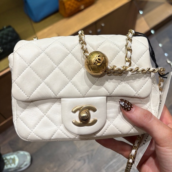 Chanel Mini Square Pearl Crush Flap Bag - Picture 2 of 6